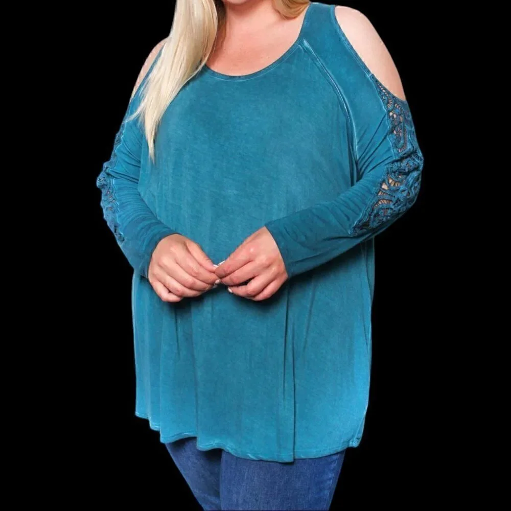 NWT - Plus Long Sleeve Teal Cold Shoulder Crochet Round Neck Solid Top - Size 1X - Picture 2 of 5